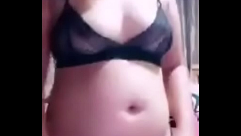 ไลฟ์สดสาวหุ่นอวบใส่ชุดดำเซ็กซี่เต้นยั่วเสียวหนังโป้เด็กไทย